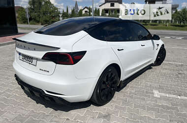 Седан Tesla Model 3 2023 в Тернополе