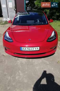 Седан Tesla Model 3 2018 в Киеве