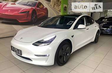 Седан Tesla Model 3 2022 в Киеве