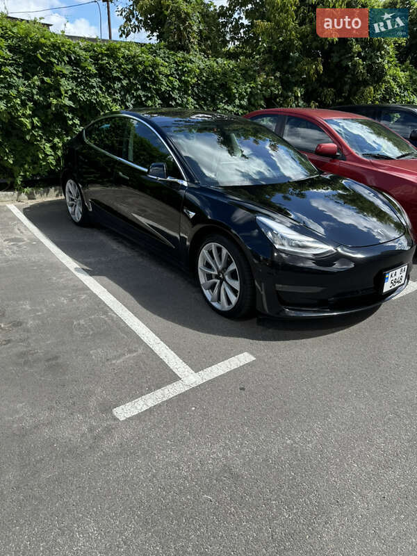 Tesla Model 3 2019
