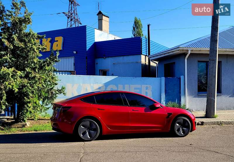 Седан Tesla Model 3 2019 в Миколаєві