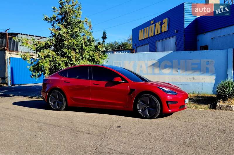 Седан Tesla Model 3 2019 в Миколаєві