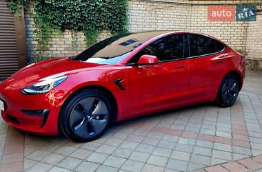 Седан Tesla Model 3 2019 в Николаеве