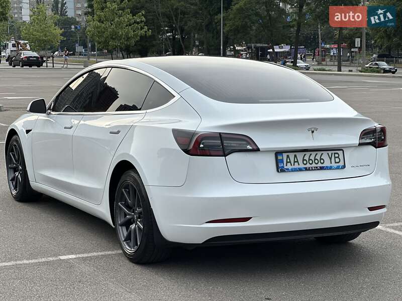 Седан Tesla Model 3 2020 в Києві фото 16 Седан Tesla Model 3 2020 в Києві