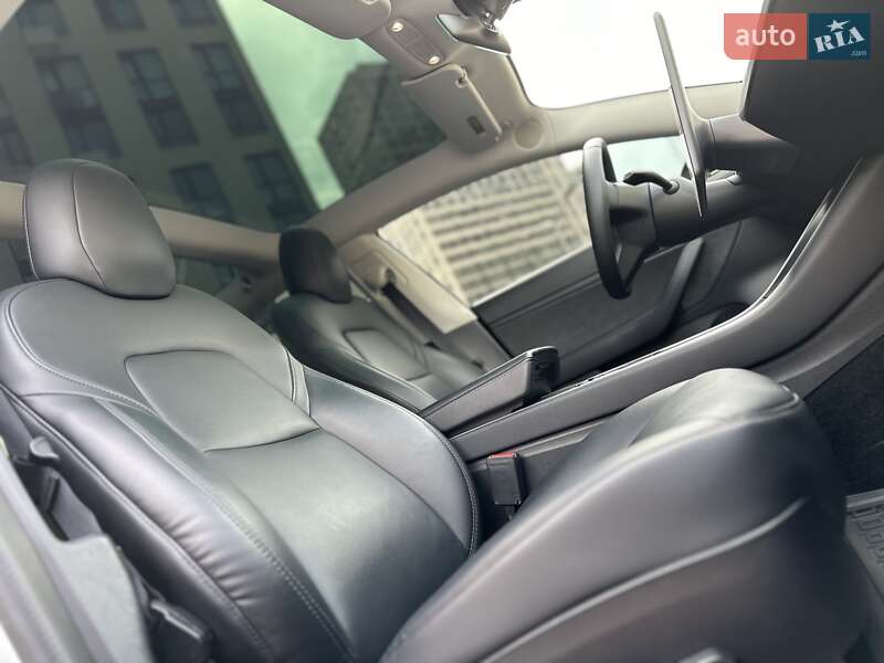 Седан Tesla Model 3 2020 в Києві фото 30 Седан Tesla Model 3 2020 в Києві