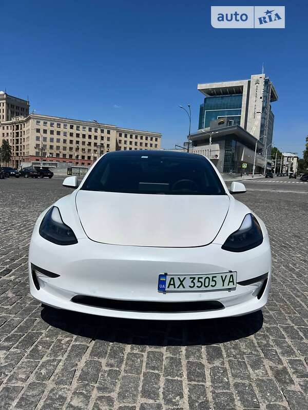 Седан Tesla Model 3 2021 в Харькове