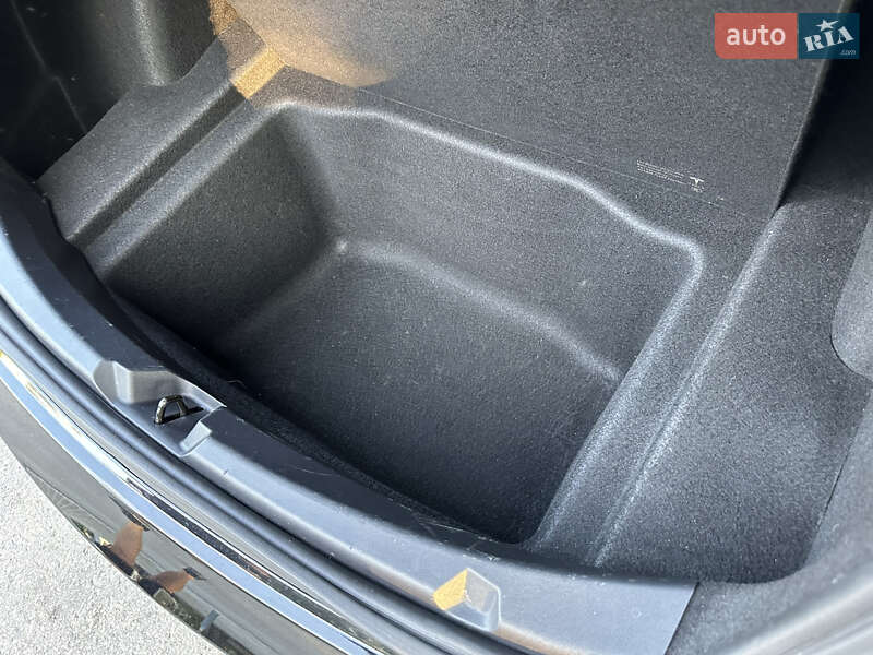 Седан Tesla Model 3 2021 в Харькове фото 30 Седан Tesla Model 3 2021 в Харькове