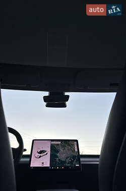 Седан Tesla Model 3 2020 в Киеве