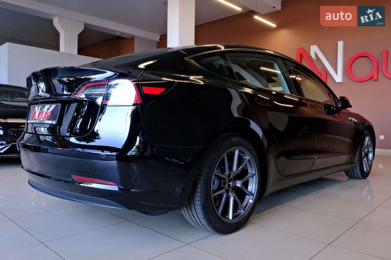 Седан Tesla Model 3 2021 в Одесі фото 21 Седан Tesla Model 3 2021 в Одесі
