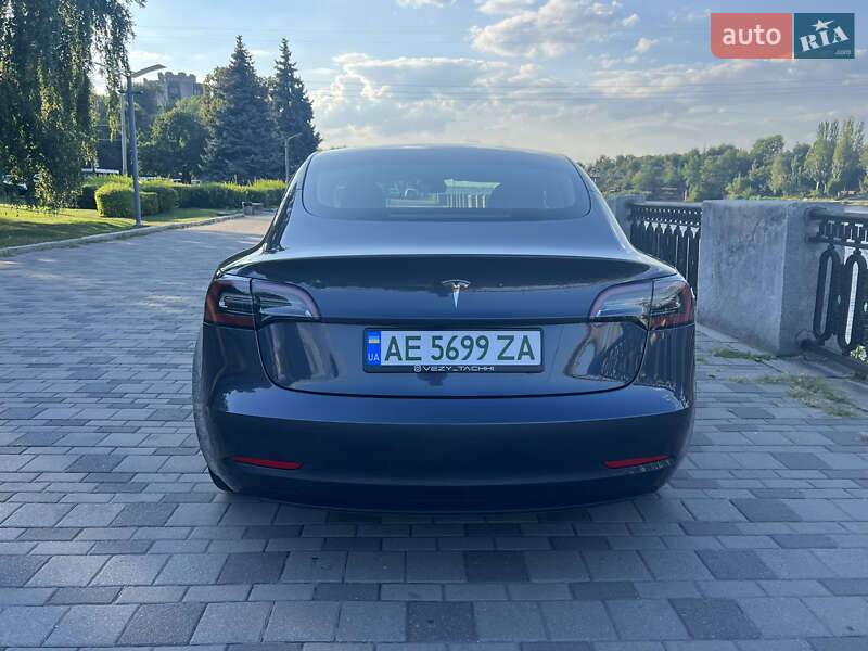 Седан Tesla Model 3 2023 в Дніпрі фото 5 Седан Tesla Model 3 2023 в Дніпрі