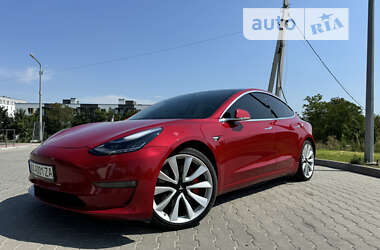 Седан Tesla Model 3 2018 в Львове