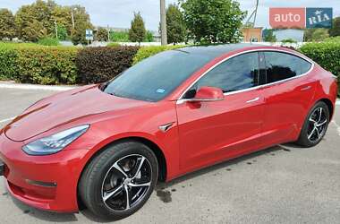 Седан Tesla Model 3 2018 в 