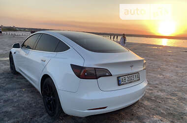 Седан Tesla Model 3 2019 в Одессе