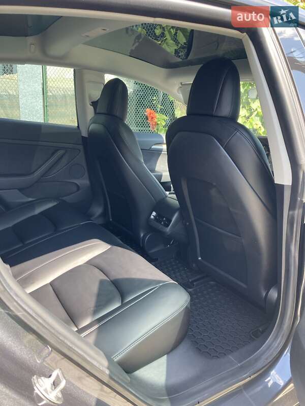 Седан Tesla Model 3 2021 в Львове фото 19 Седан Tesla Model 3 2021 в Львове
