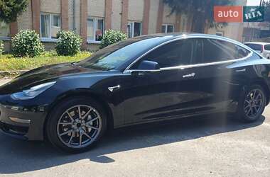 Седан Tesla Model 3 2018 в 