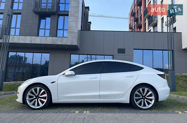 Седан Tesla Model 3 2019 в Львові