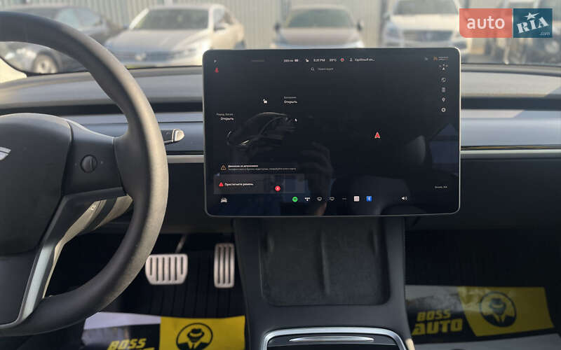 Седан Tesla Model 3 2021 в Мукачевому