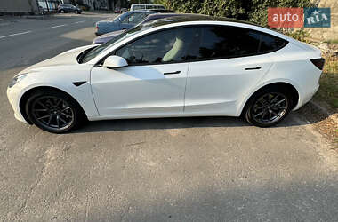 Седан Tesla Model 3 2022 в Киеве фото 2 Седан Tesla Model 3 2022 в Киеве