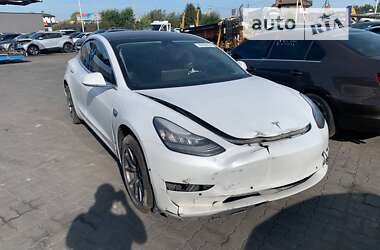 Седан Tesla Model 3 2019 в Львове