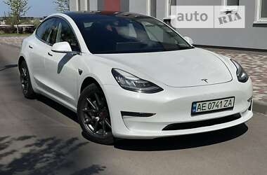 Седан Tesla Model 3 2019 в Дніпрі