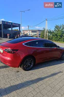 Седан Tesla Model 3 2018 в 