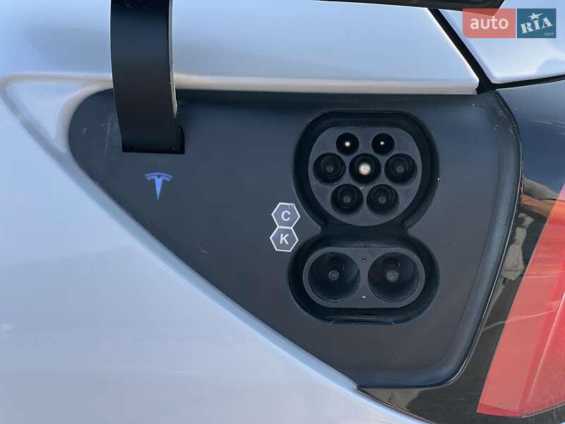 Седан Tesla Model 3 2022 в Рівному фото 22 Седан Tesla Model 3 2022 в Рівному