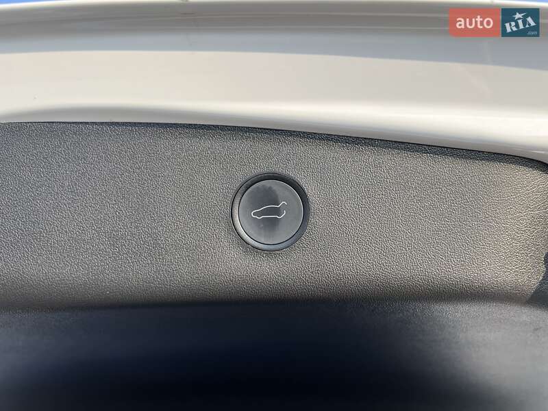 Седан Tesla Model 3 2022 в Рівному фото 43 Седан Tesla Model 3 2022 в Рівному