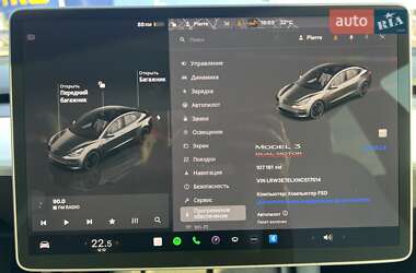 Седан Tesla Model 3 2022 в Ровно