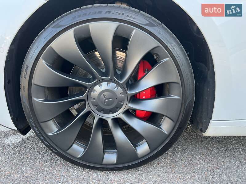 Седан Tesla Model 3 2022 в Рівному фото 46 Седан Tesla Model 3 2022 в Рівному