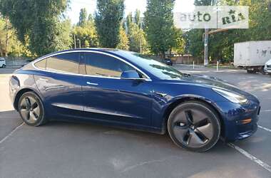 Седан Tesla Model 3 2019 в Одессе