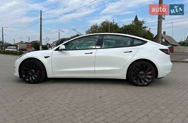 Седан Tesla Model 3 2023 в Житомирі