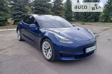 Седан Tesla Model 3 2020 в Дніпрі