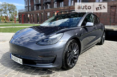 Седан Tesla Model 3 2023 в Одесі