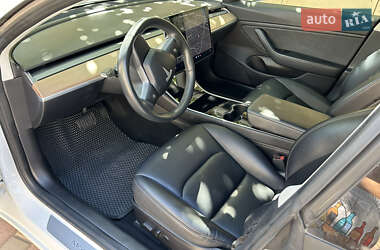 Седан Tesla Model 3 2018 в 
