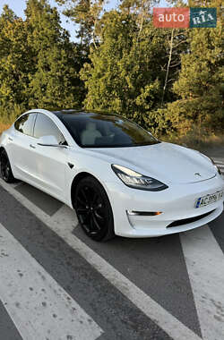 Tesla Model 3 2019 Tesla Model 3 2019