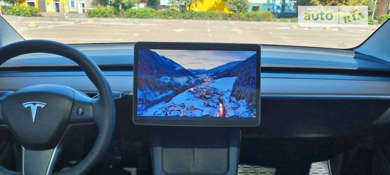 Седан Tesla Model 3 2023 в Житомирі