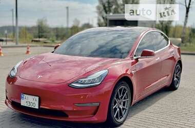 Седан Tesla Model 3 2018 в Білій Церкві