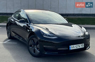 Tesla Model 3 2019