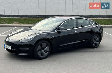 Седан Tesla Model 3 2019 в Києві