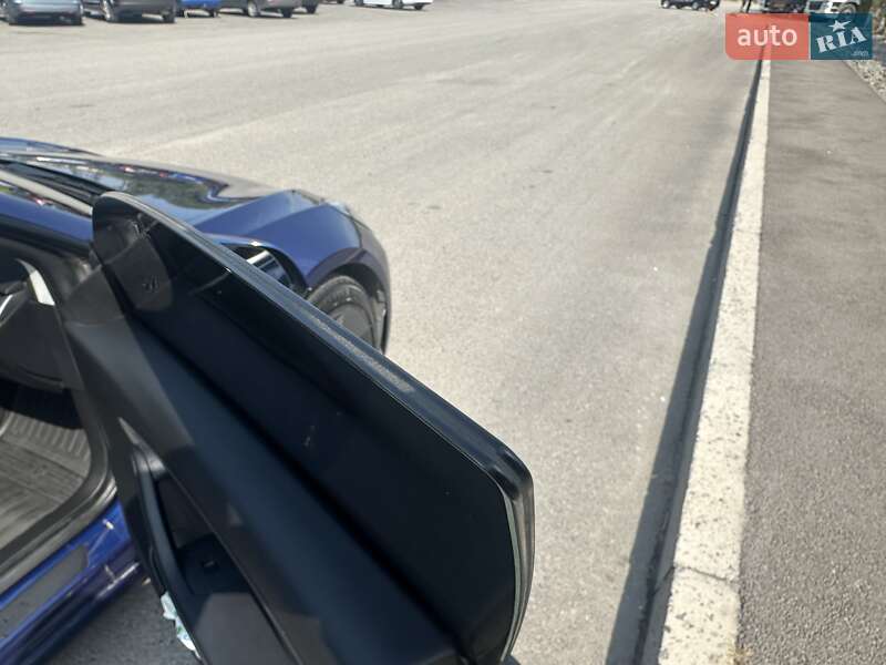 Седан Tesla Model 3 2021 в Днепре