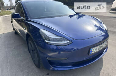 Седан Tesla Model 3 2019 в Киеве