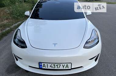 Седан Tesla Model 3 2018 в Білій Церкві