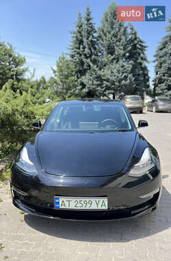 Седан Tesla Model 3 2020 в Ивано-Франковске