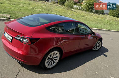 Седан Tesla Model 3 2023 в 