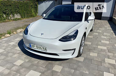 Седан Tesla Model 3 2021 в Запорожье