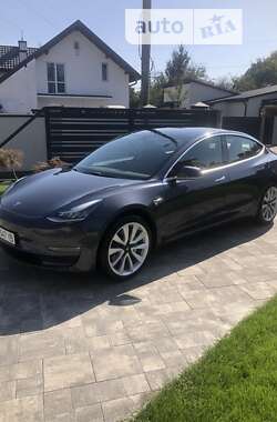 Седан Tesla Model 3 2019 в Львові