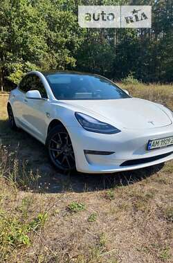 Седан Tesla Model 3 2019 в Житомире