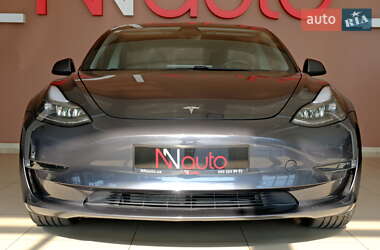 Седан Tesla Model 3 2021 в Одессе