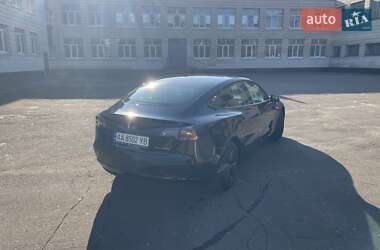 Седан Tesla Model 3 2021 в Киеве