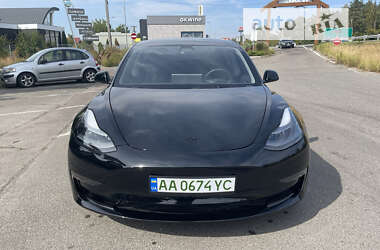 Седан Tesla Model 3 2023 в Киеве